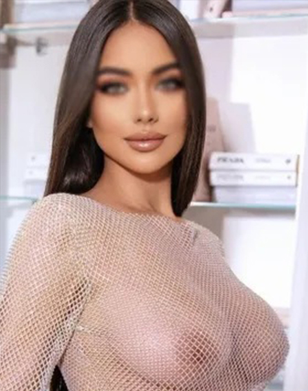 Emily Lucknow Escorts